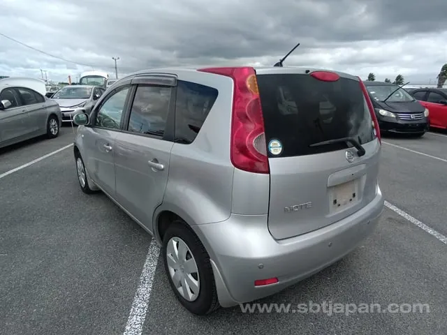 Nissan Note 15X 2009 photo 3