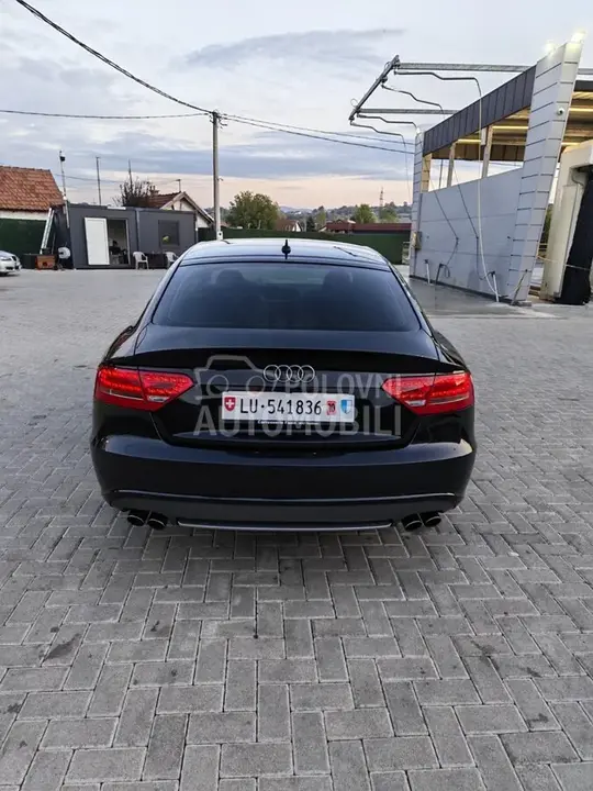 Audi S5 2012 photo 4