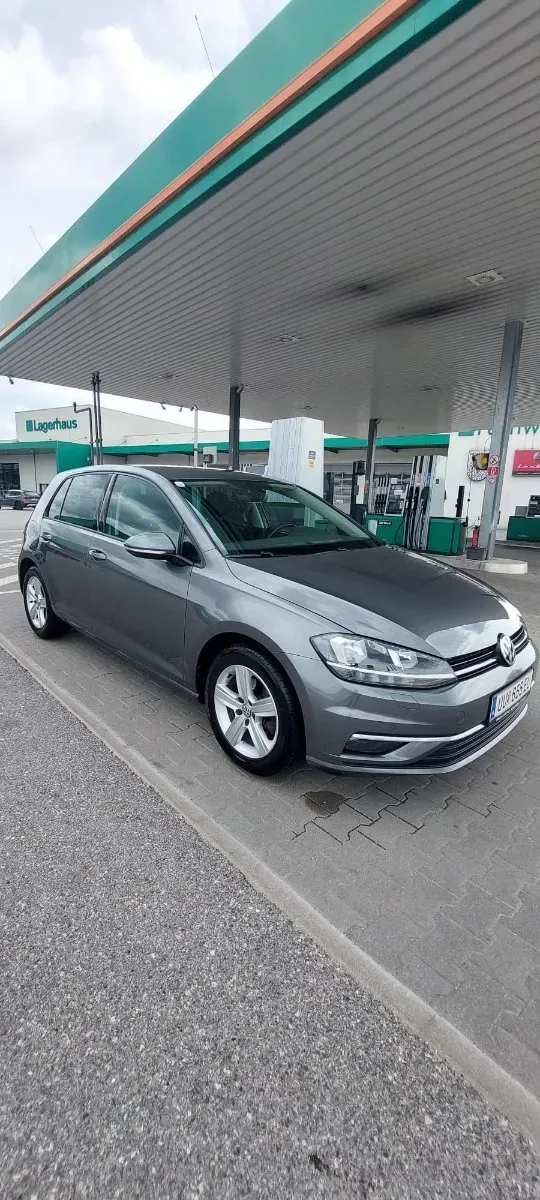 Volkswagen Golf 2018 photo 2