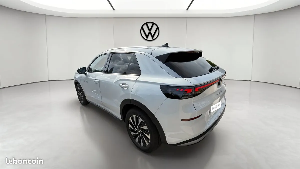 Volkswagen T-Roc 2026 photo 3