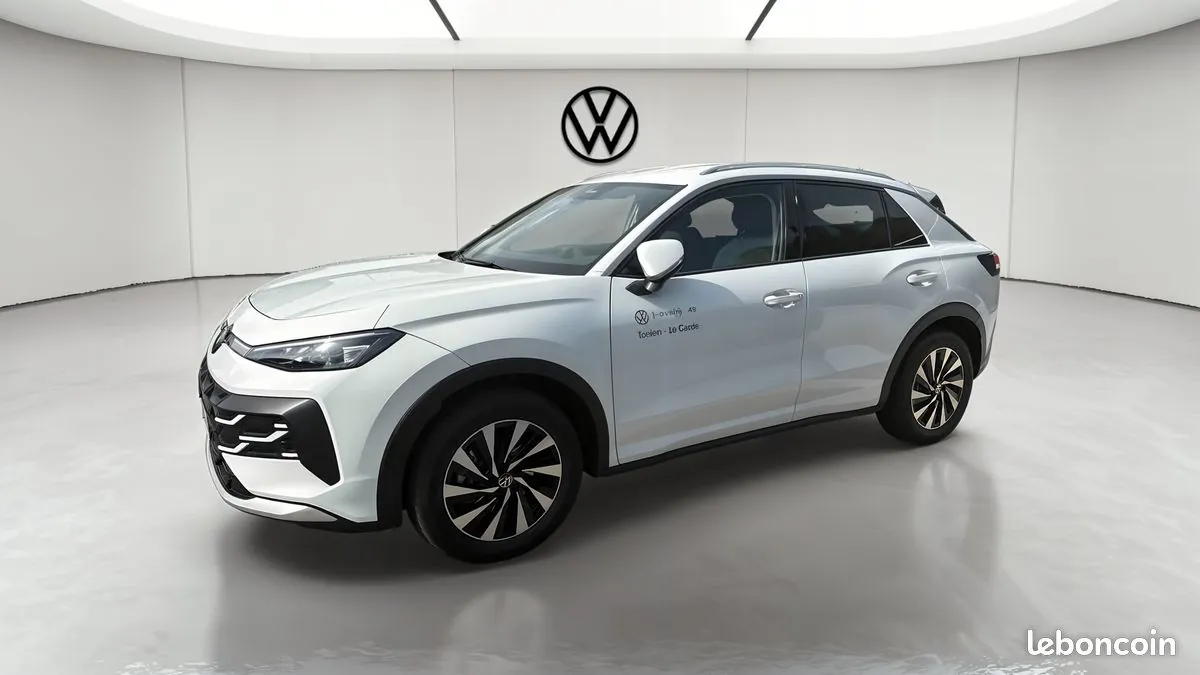 Volkswagen T-Roc 2026 photo 2