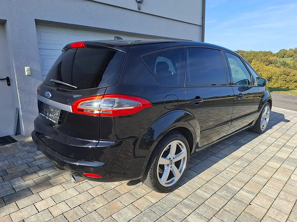 Ford S-Max 2013 photo 3