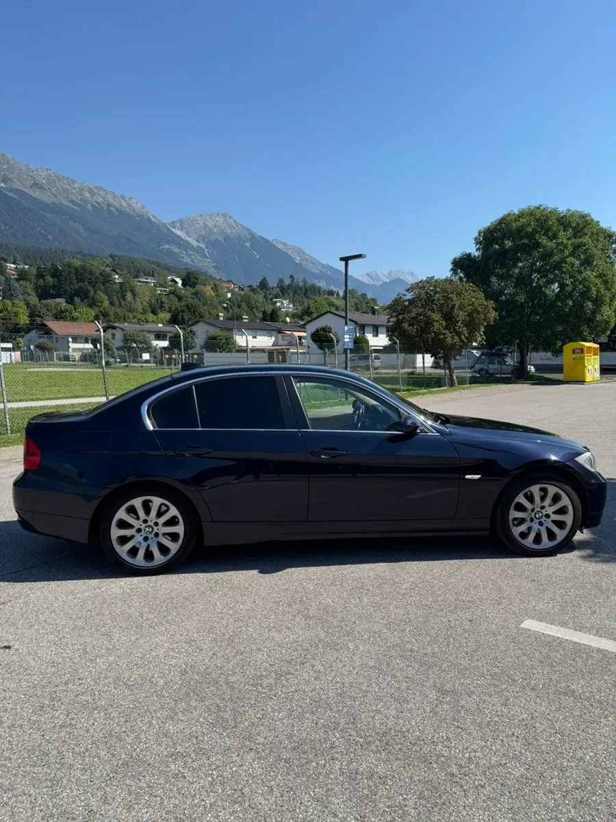BMW 3 Series 2005 photo 3
