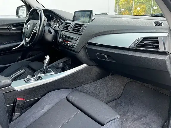 BMW 118D 2014 photo 5