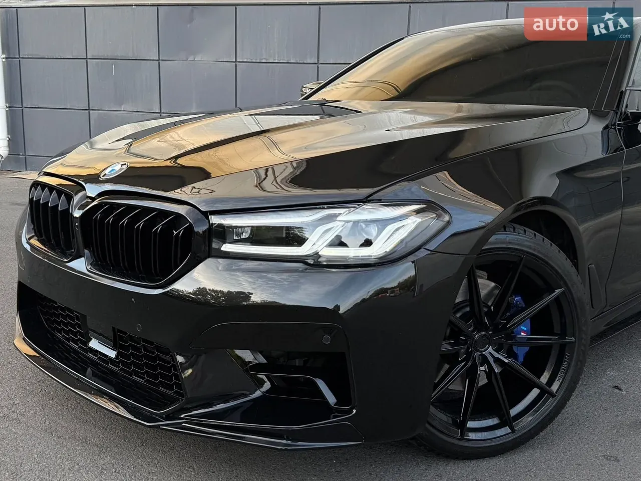 BMW 5 Series 2018 photo 4