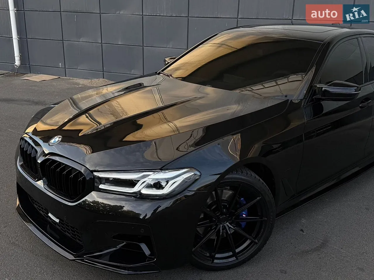 BMW 5 Series 2018 photo 3