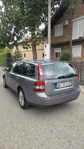 Volvo V50 2007 photo 4