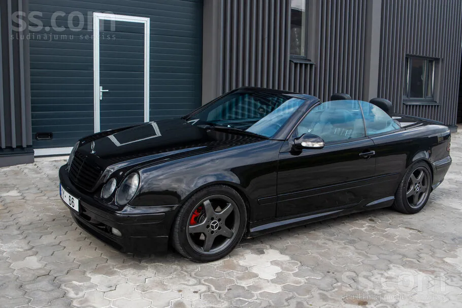 Mercedes-Benz Clk320