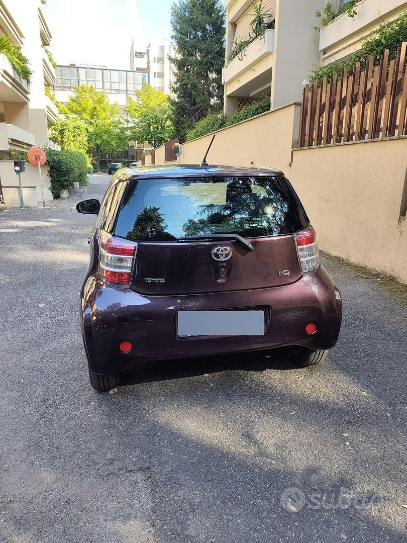 Toyota Iq 2010 photo 2