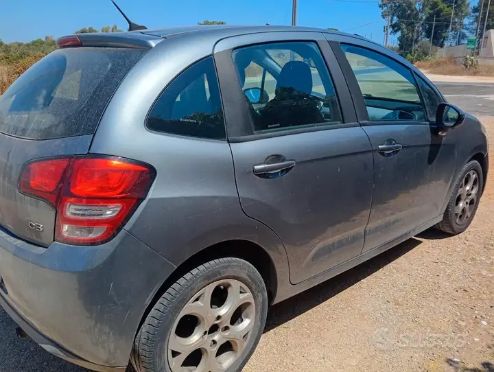 Citroen C3 2011 photo 5