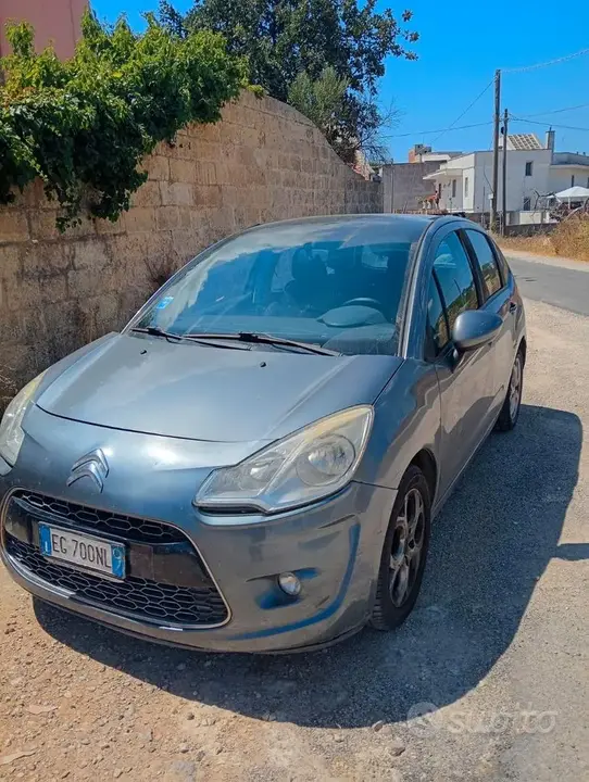 Citroen C3 2011 photo 2