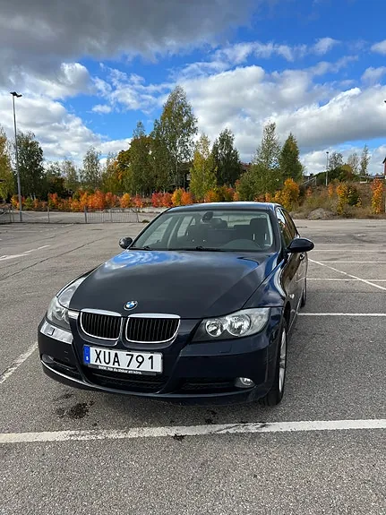 BMW 320I