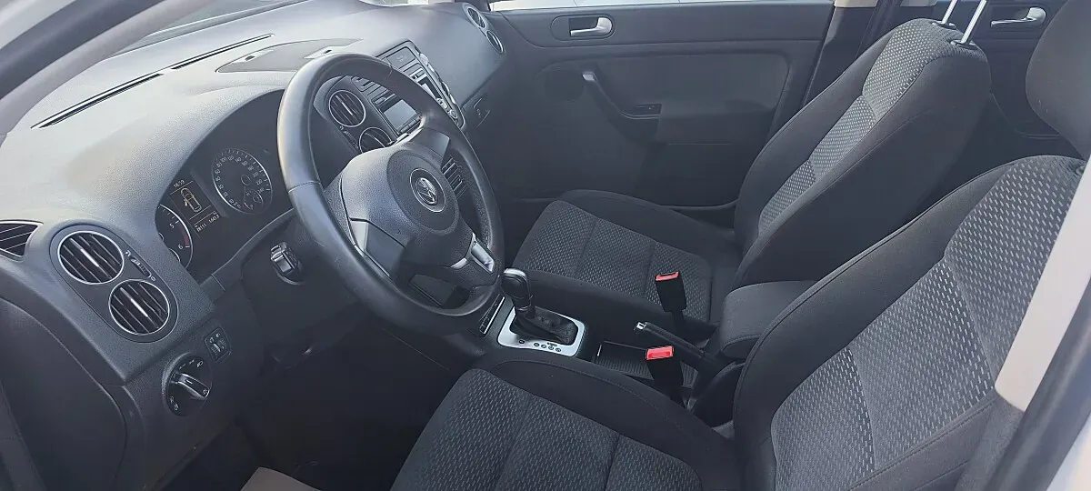 Volkswagen Golf 2014 photo 2