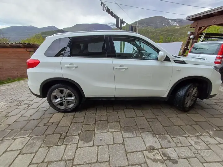 Suzuki Vitara 2016 photo 3
