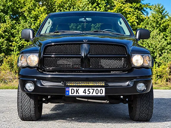 Dodge Ram 2002 photo 2