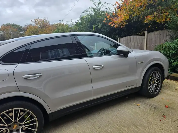 Porsche Cayenne 2022 photo 4