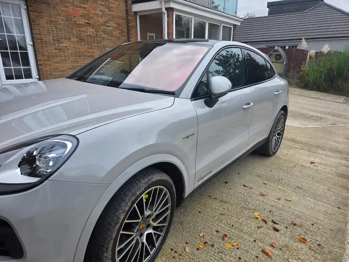 Porsche Cayenne 2022 photo 2