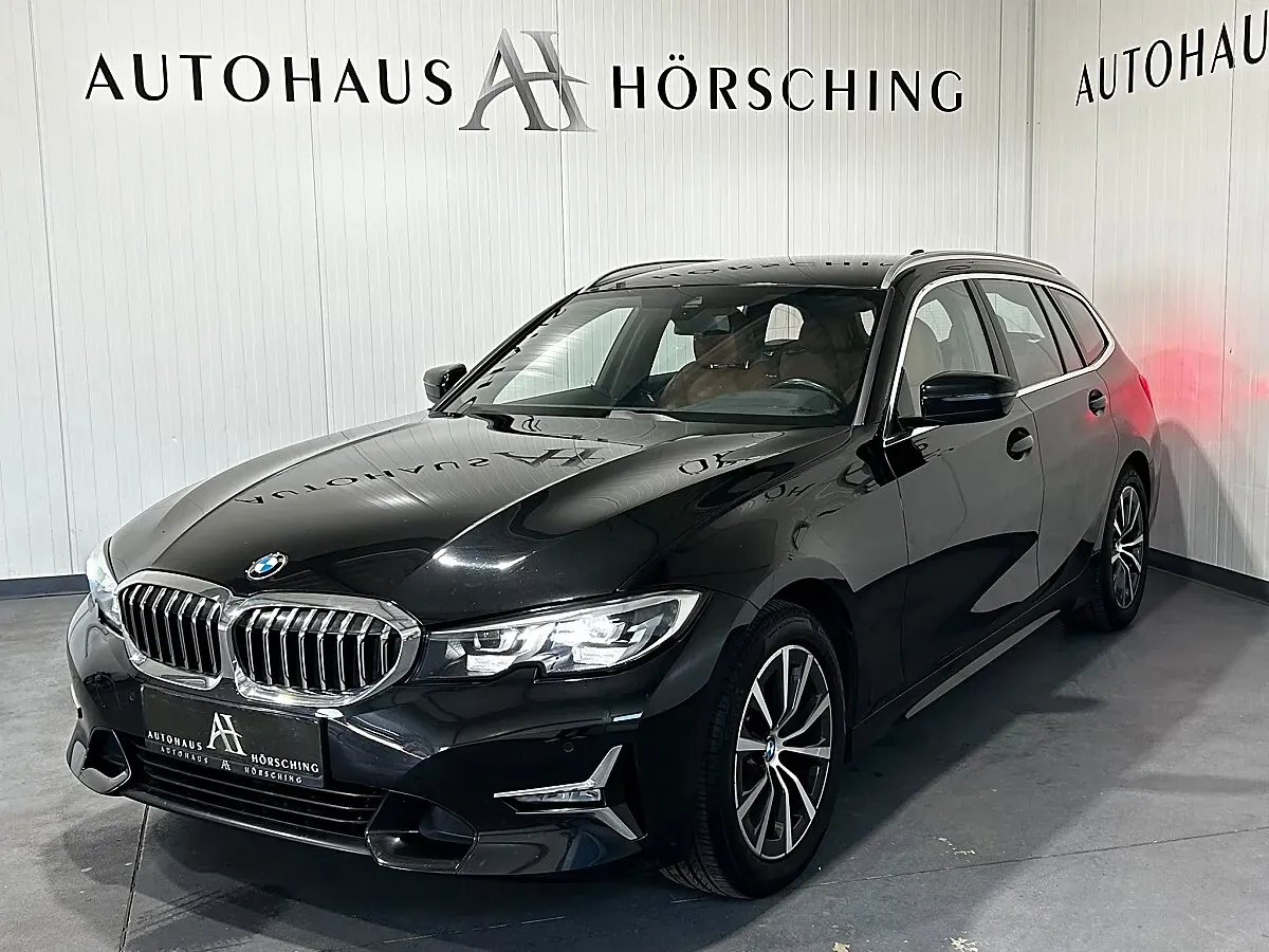 BMW 3 Series 2021 photo 3
