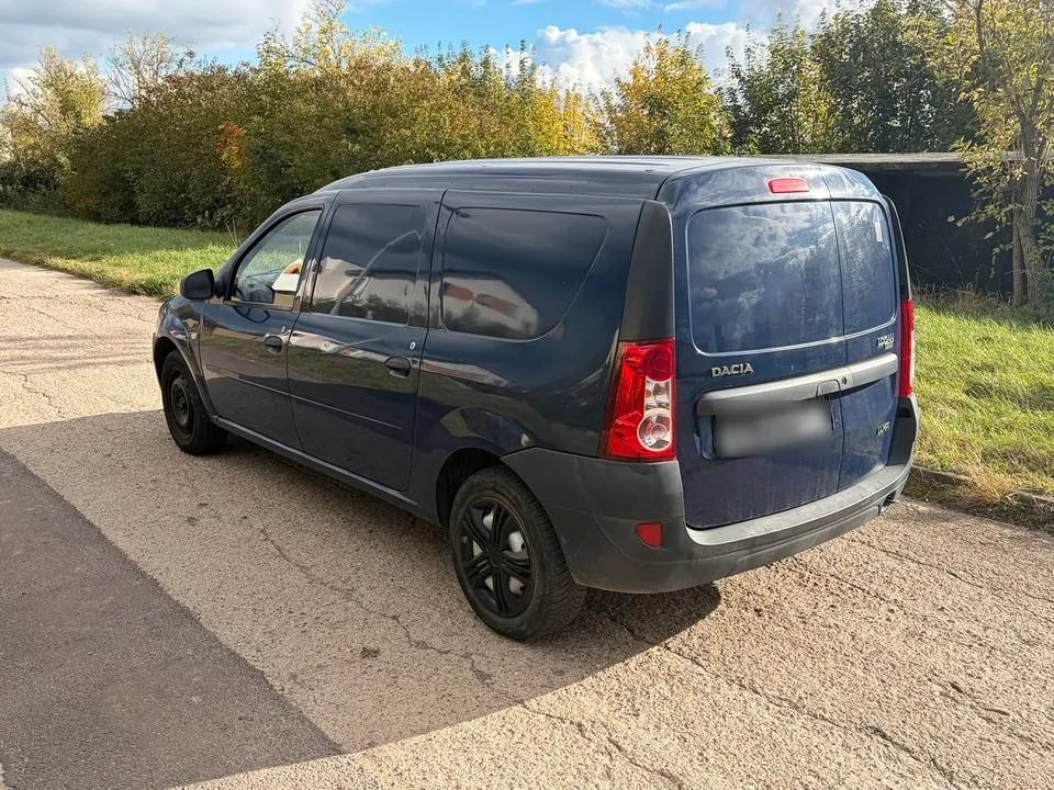 Dacia Logan