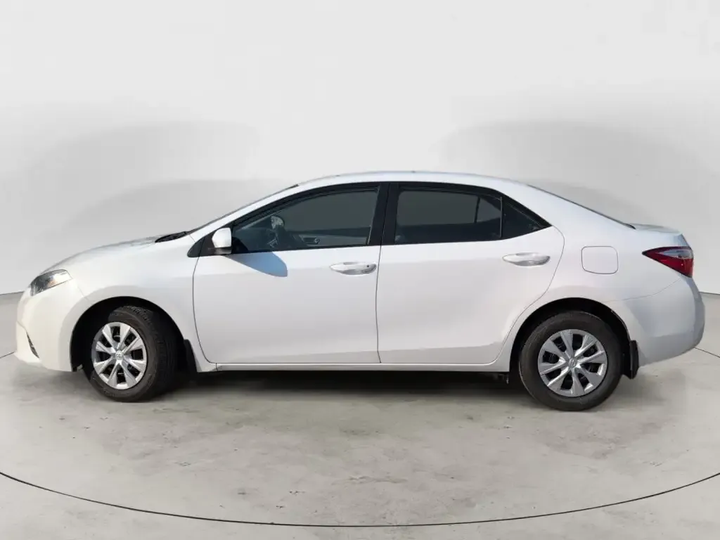 Toyota Corolla 2015 photo 2
