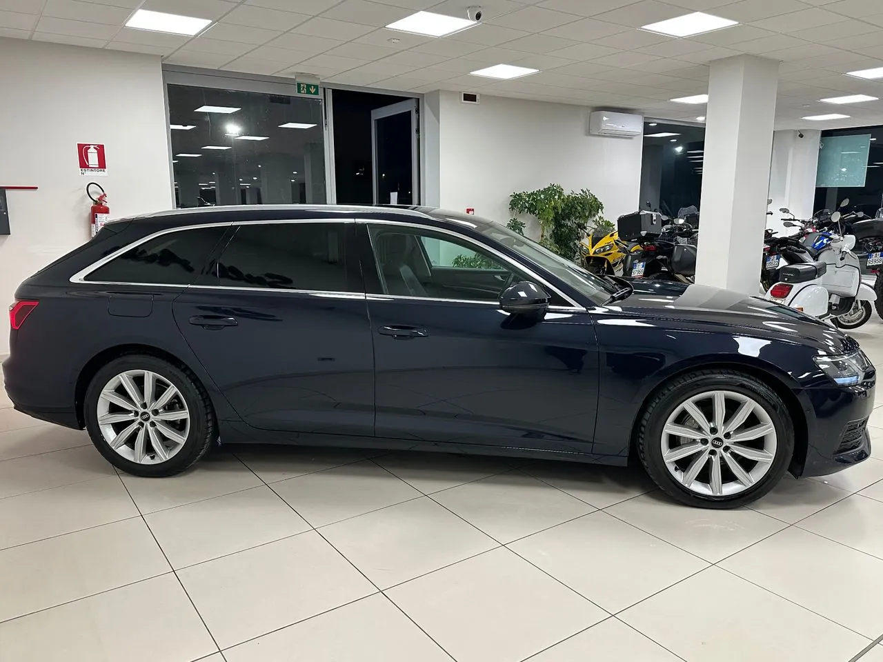 Audi A6 Avant 2020 photo 4