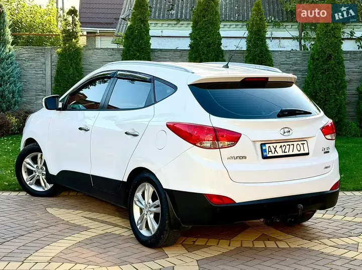 Hyundai Ix35 2012 photo 4