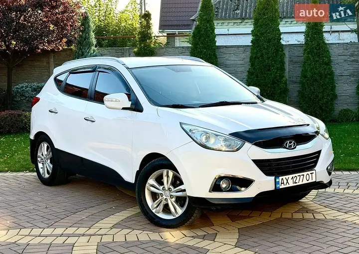 Hyundai Ix35 2012 photo 2