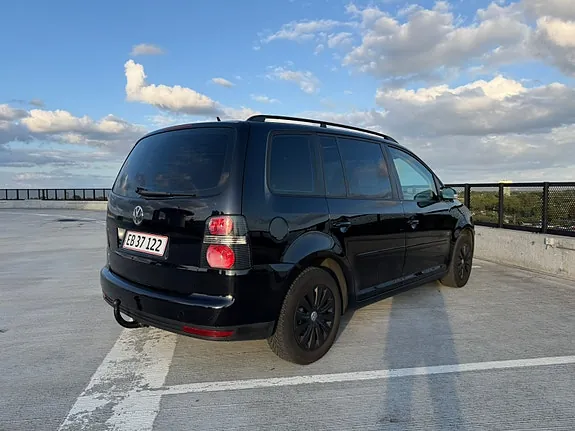 Volkswagen Touran 2006 photo 5