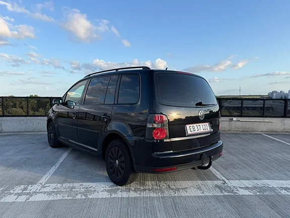 Volkswagen Touran 2006 photo 4