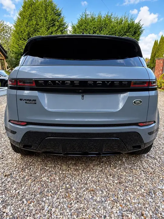 Land Rover Range Rover Evoque 2021 photo 4