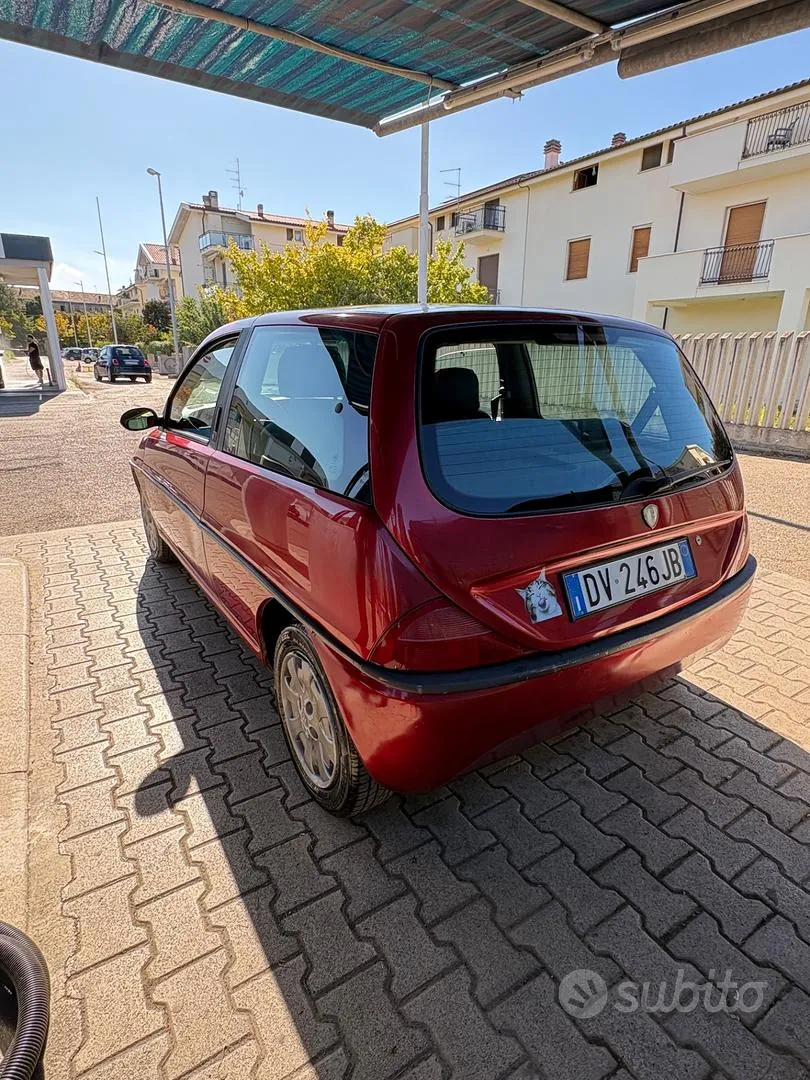 Lancia Y 2001 photo 3