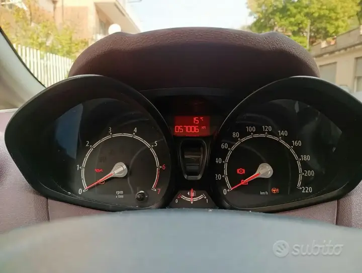 Ford Fiesta 2009 photo 4