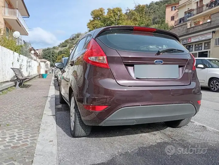 Ford Fiesta 2009 photo 3