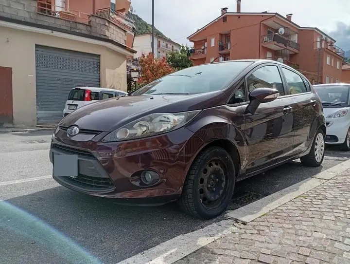 Ford Fiesta 2009 photo 2