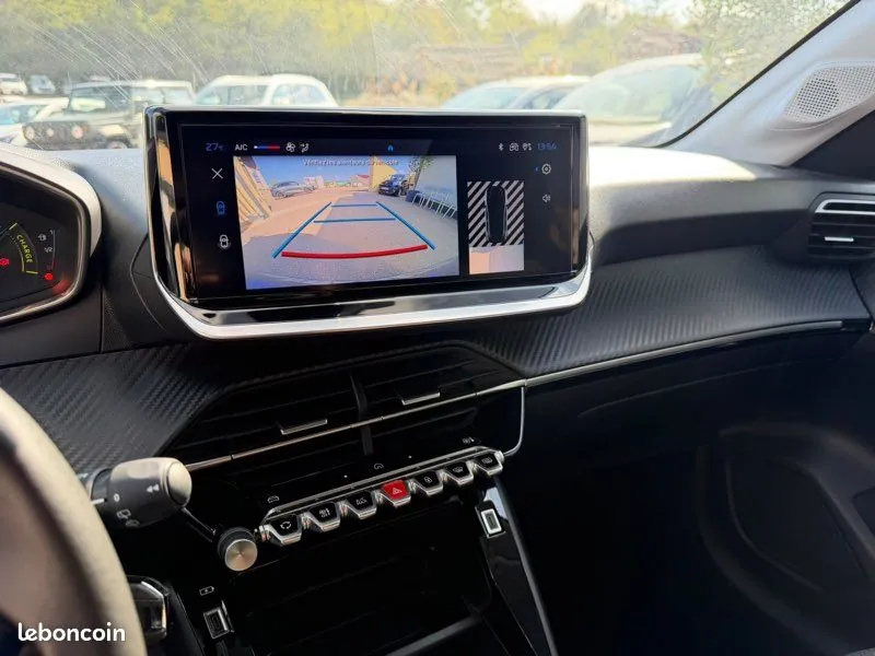 Peugeot 208 2025 photo 5