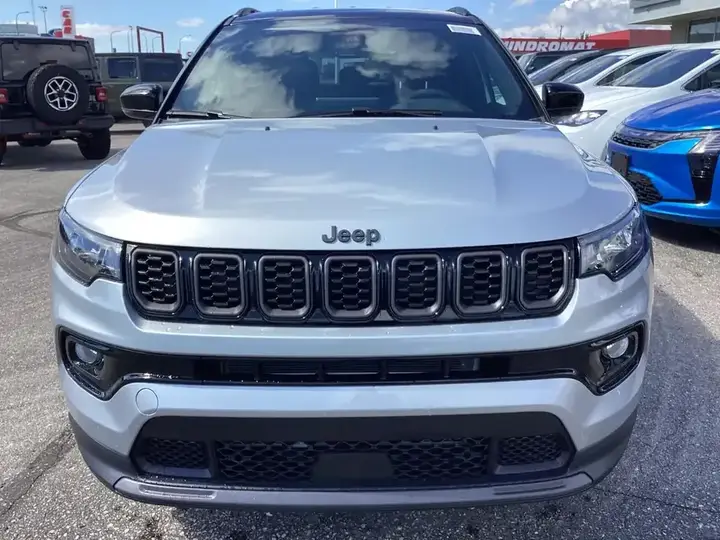 Jeep Compass 2026 photo 3