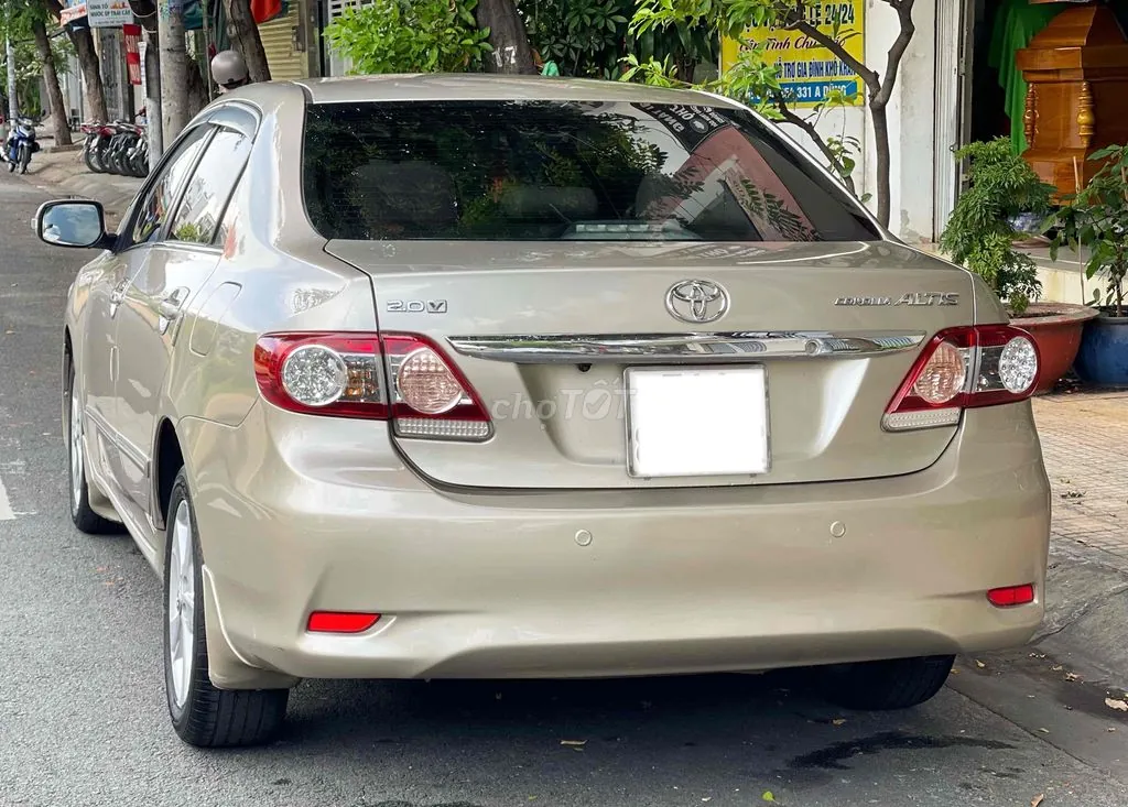 Toyota Corolla Altis 2014 photo 2