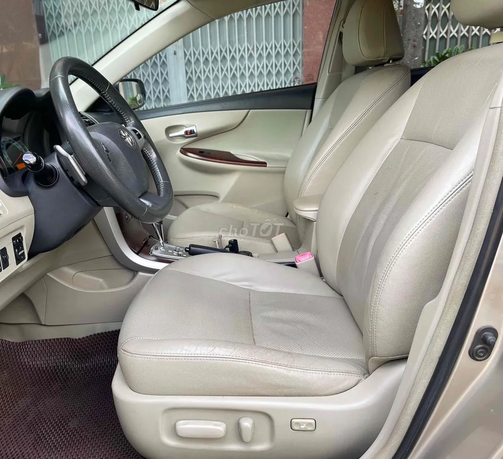 Toyota Corolla Altis 2014 photo 5