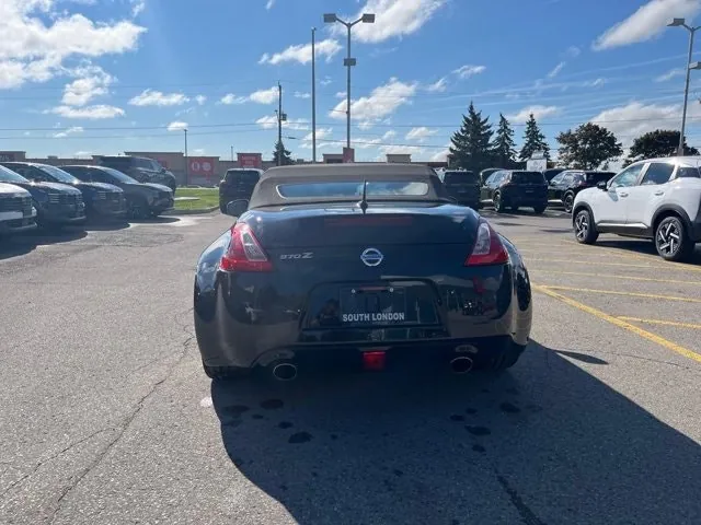 Nissan 370Z 2019 photo 5