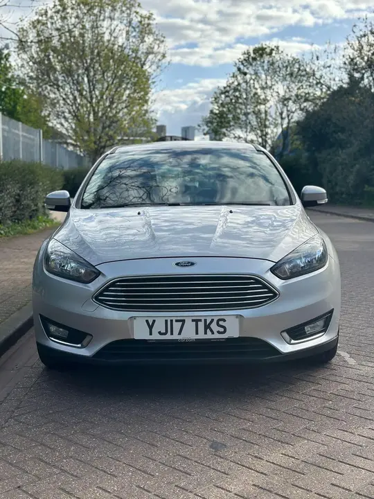 Ford Focus 2017 photo 2
