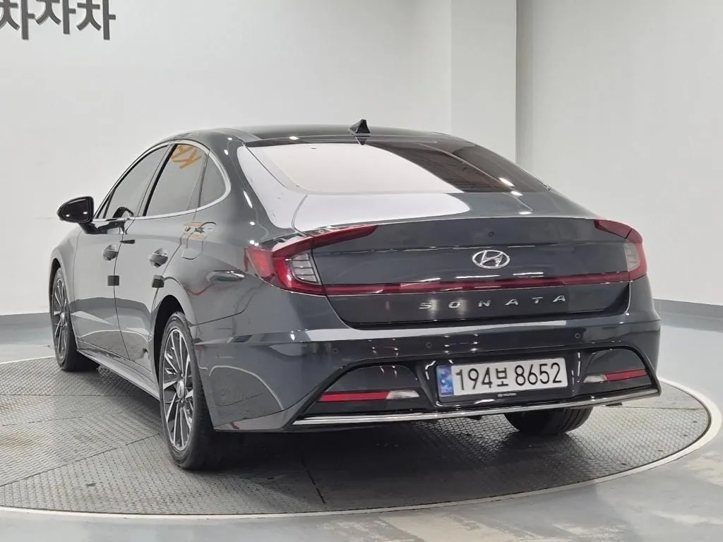 Hyundai Sonata 2020 photo 2