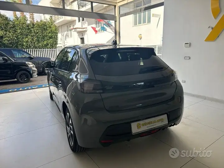 Peugeot 208 2025 photo 4