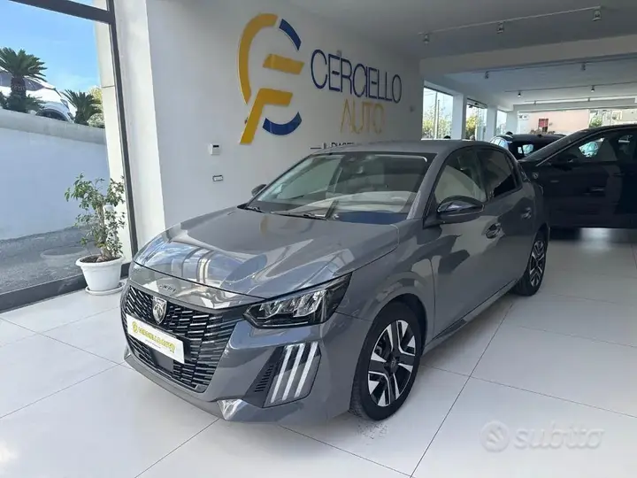 Peugeot 208 2025 photo 2