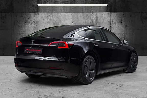 Tesla Model 3 2020 photo 3