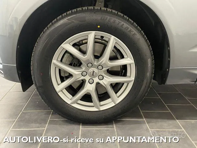 Volvo Xc60 2019 photo 5