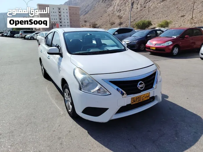 Nissan Sunny 2015 photo 3
