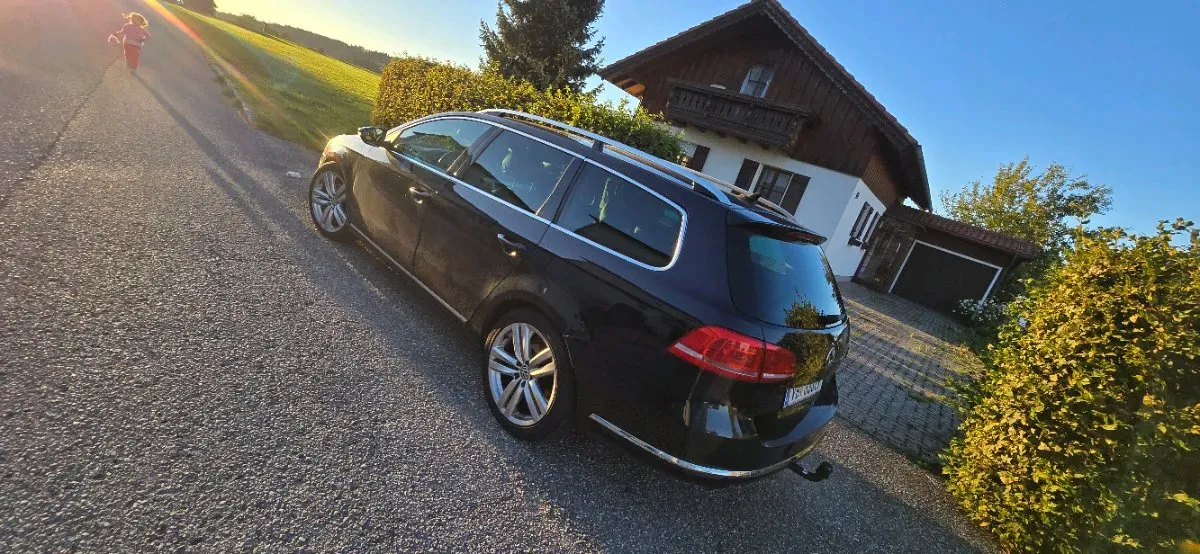 Volkswagen Passat 2012 photo 3