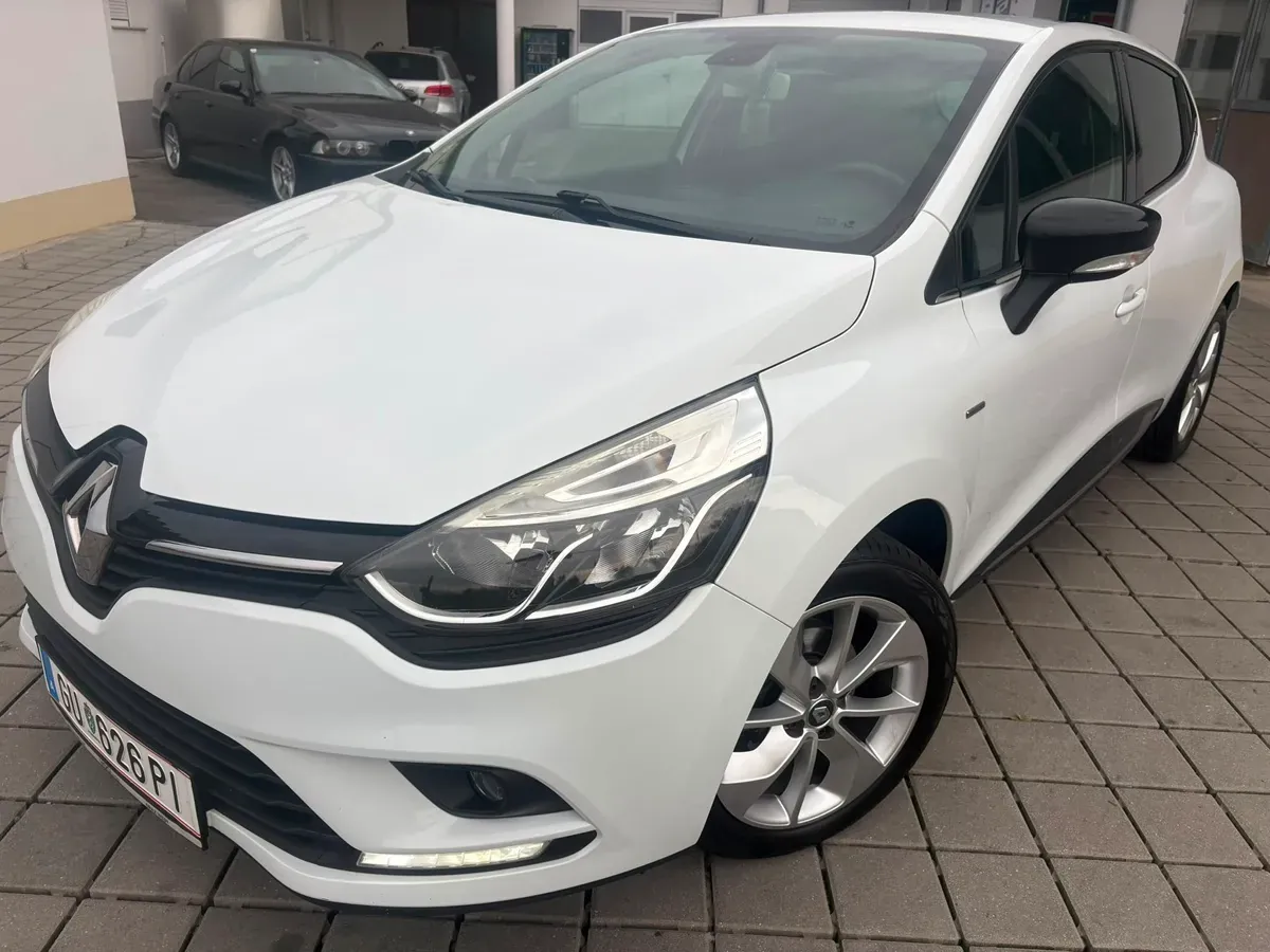 Renault Clio 2017 photo 2