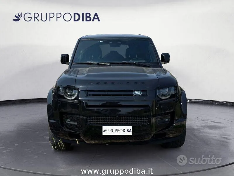 Land Rover Defender 2024 photo 2