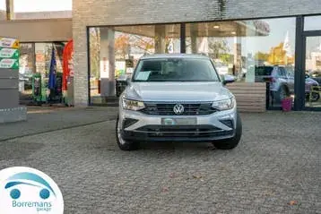 Volkswagen Tiguan 2023 photo 2